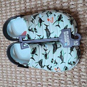 Rugged Shark Size 10 Flip Flops Shoes Discovery Shark Week Washable Floatable